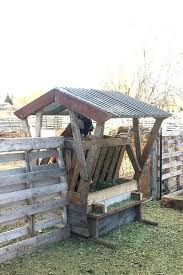 goat feeder using pallet boards a