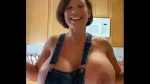 Tits housewife