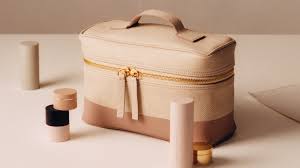 searching for a new makeup bag métier