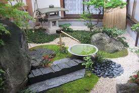 small japanese gardens small space