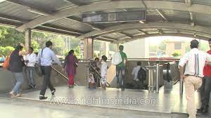 delhi metro malviya nagar on the