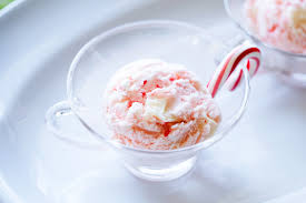 Peppermint Ice Cream with White Chocolate - Beautiful Life and Home