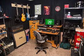 ideal guitar practice space
