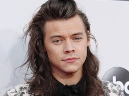 harry styles cuts his hair off for