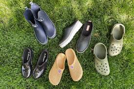 the 8 best gardening shoes of 2024