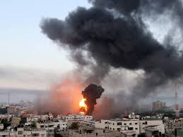 La aviación de ocupación prosigue sus ataques contra Gaza y el número de víctimas asciende a 31 mártires y 109 heridos