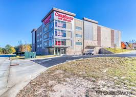 self storage units near interstate pkwy