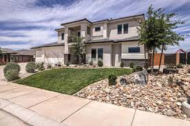 large yard st george ut homes for