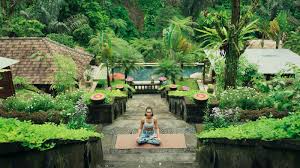 top 10 yoga retreats in ubud
