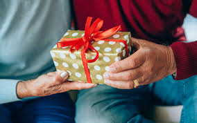 best gifts for people with dementia