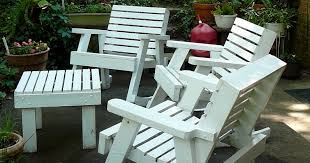 Cleaning Painted Wooden Outdoor Furniture