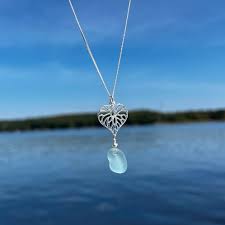 filigree heart sea gl necklace