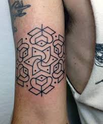 By starting small and going with a simple design, you'll slowly ease your way into body art, possibly with one of the best tattoo ideas for 2020. Top 63 Small Simple Tattoos For Men 2021 Inspiration Guide