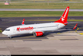 corendon airlines 737 800 features