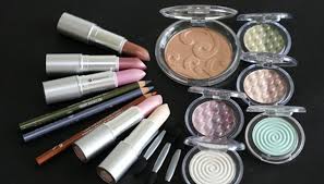 how to become a cosmetic distributor
