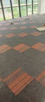 matte floor carpet tiles size 1x1 feet