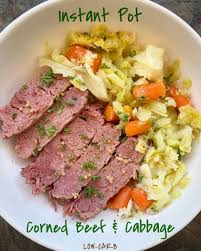 Ingredients · 6 large cloves garlic peeled and minced · 2 small or 1 medium yellow onions chopped · 2 bay leaves · 2 cups chicken or beef broth . Instant Pot Low Carb Corned Beef Cabbage Video Fit Slow Cooker Queen