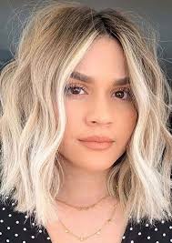 This year, long layered hair with bangs is among women's favorites, and you should try it too. Charming Face Framing Medium Blonde Haircuts For Women 2020 Stylezco