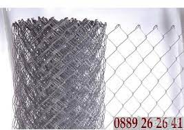 Плетената оградна мрежа, наричана още ограда циклон или ураган, е вид тъкана ограда и обикновено се прави от поцинкован стоманен. Top Ceni Ogradna Mrezha V Stroitelni Materiali V Gr Plovdiv Id19943633 Bazar Bg