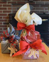 reusable gift wrapping idea using