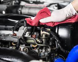 what causes engine knocking