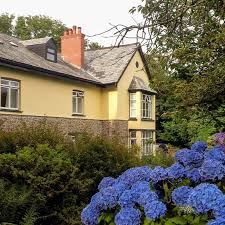 Voted 'gold' for customer service by feefo. West Down House Holiday Cottages Bradworthy Devon Uk Home Facebook