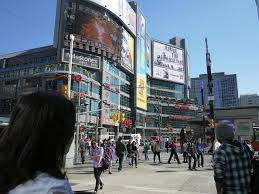 yonge dundas square what to know