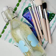 diy makeup brush cleaner