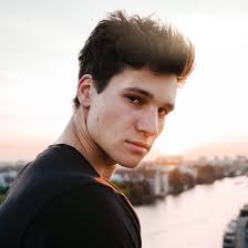 Scroll below and check our most recent updates about wincent weiss net worth, salary, biography, age, career, wiki. Wincent Weiss Darum Ist Er So Inaktiv Auf Instagram Bravo