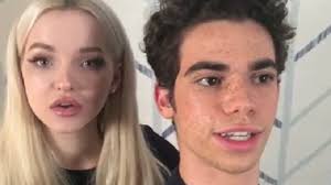 Cameron boyce, dove cameron, booboo stewart and china anne mcclain outside the disney channel's descendants 2 panel event in 2017. Dove Cameron And Cameron Boyce Prep The Uk Bsckids