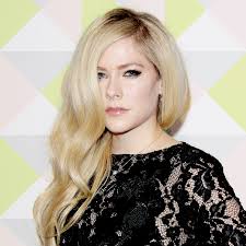27 сентября 1984, белвилл, онтарио, канада) — канадская певица, автор песен. Avril Lavigne Death Hoax Truth Photos