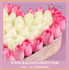 roses heart flower delivery in