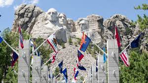 best time to visit mount rushmore