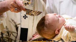 Thousands may need baptism renewal after US priest errs for 26 years | News  | DW | 16.02.2022