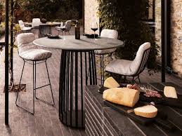 Bc 07 Outdoor High Table Round Stone
