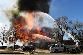 Large Denver fire kills one person ...