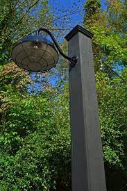 outdoor lamp posts driveway lighting