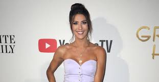 I don't want to just completely let go of him and i see paradise as where we began, kendall long. Is Becca Kufrin Still Engaged The Scoop On If She Ll Marry Garrett