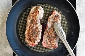 how to cook steaks on the stovetop