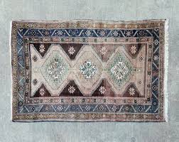 vine hand knotted persian rug abrash