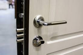 Do you have a deadbolt lock on your door? 3 Different Types Of Front Door Locks