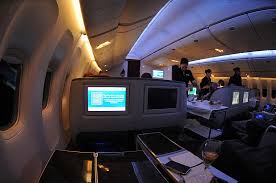 qatar airways b777 300er business cl
