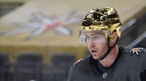 The vegas golden knights tried another goaltender on sunday night, and this time it paid off. Golden Knights Wear Gold Chrome Helmets And Twitter Had Some Thoughts Sporting News