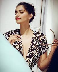 loved sonam kapoor at cannes get her
