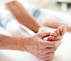 foot and toenail care for seniors