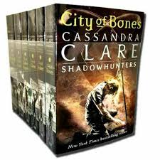 Clary fray is a normal teenager living in brooklyn with her mother. Cassandra Clare Mortal Instruments 6 Books Collection Set Shadowhunters For Sale Online Ebay