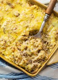 Stir it all together and bring it to a low simmer. Cheesy Ground Beef And Rice Casserole The Cozy Cook