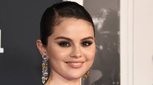selena gomez just posted her bare skin