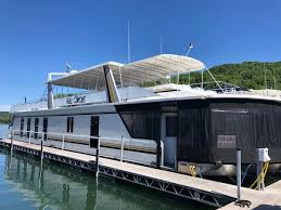 Boat trader currently has 280 houseboats for sale, including 7 new vessels and 273 used boats listed by both individuals and professional boat and yacht dealers across the country. Lake Life Boats Middle Tennessee Houseboats