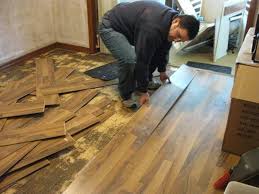 how to remove laminate floor diy